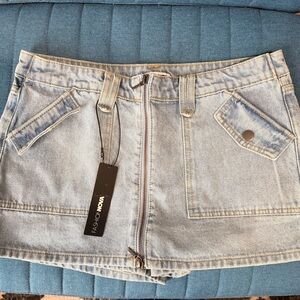 Fashion Nova Light Wash Denim Mini Skort with Front Zip